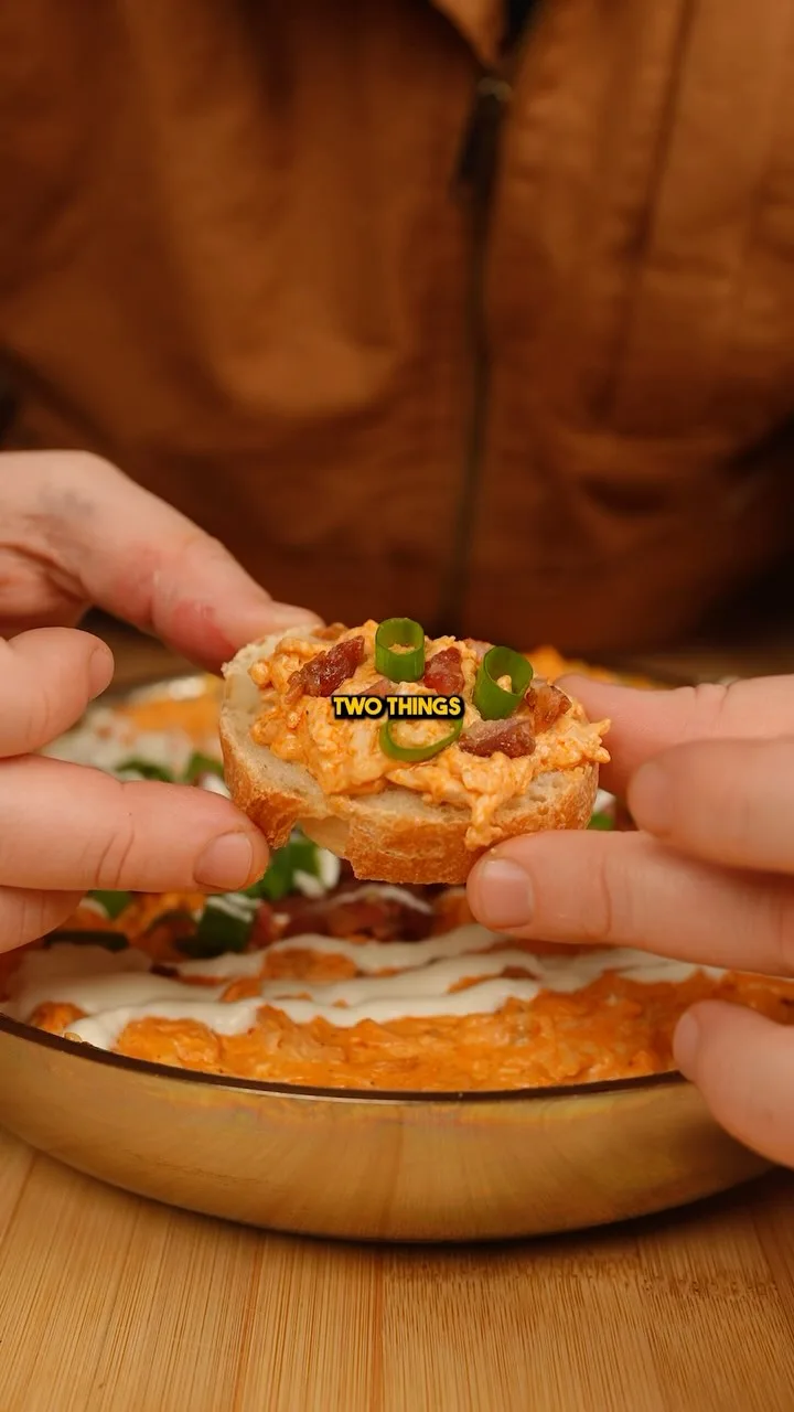 world's-best-buffalo-chicken-dip