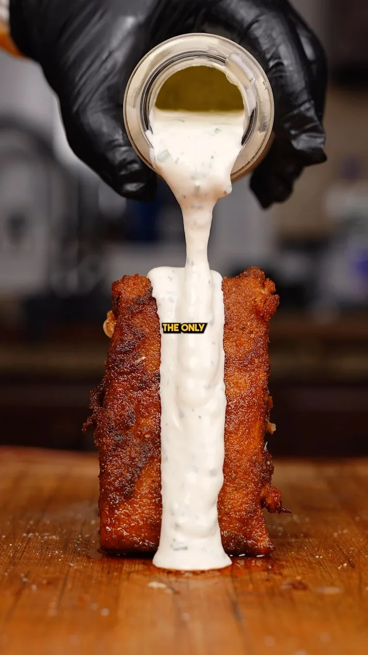 nashville-hot-mozzarella-sticks