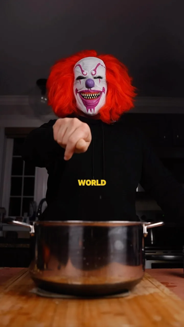 spooky-creamy-mashed-potatoes