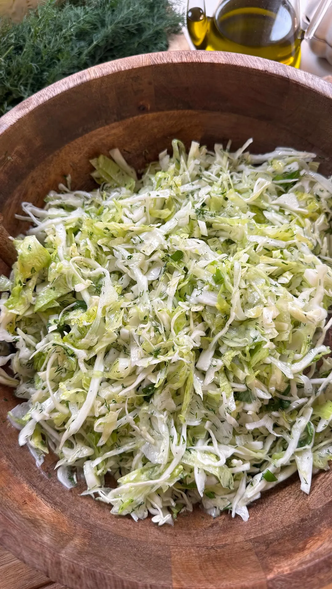 cabbage-salad-with-garlic