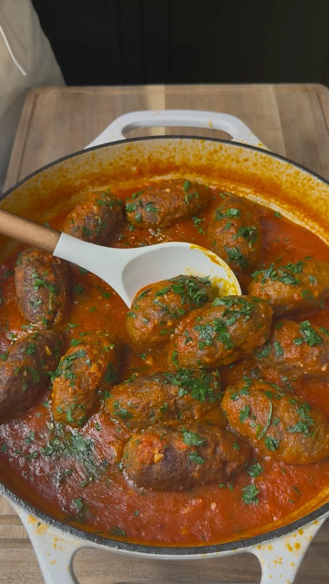 soutzoukakia-from-smyrna-(meatballs-in-tomato-sauce)