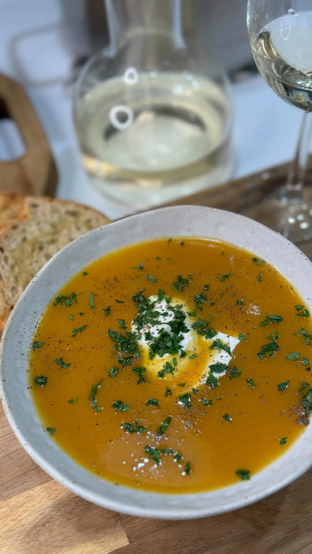 easy-and-healthy-veggie-soup-with-greek-yogurt