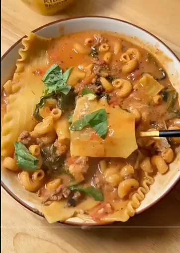 high-protein-lasagna-soup-2