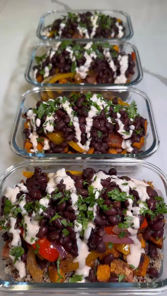 black-bean-and-sweet-potato-quinoa-bowls