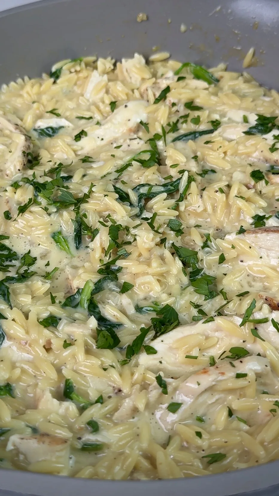 chickeny-orzo-with-greens