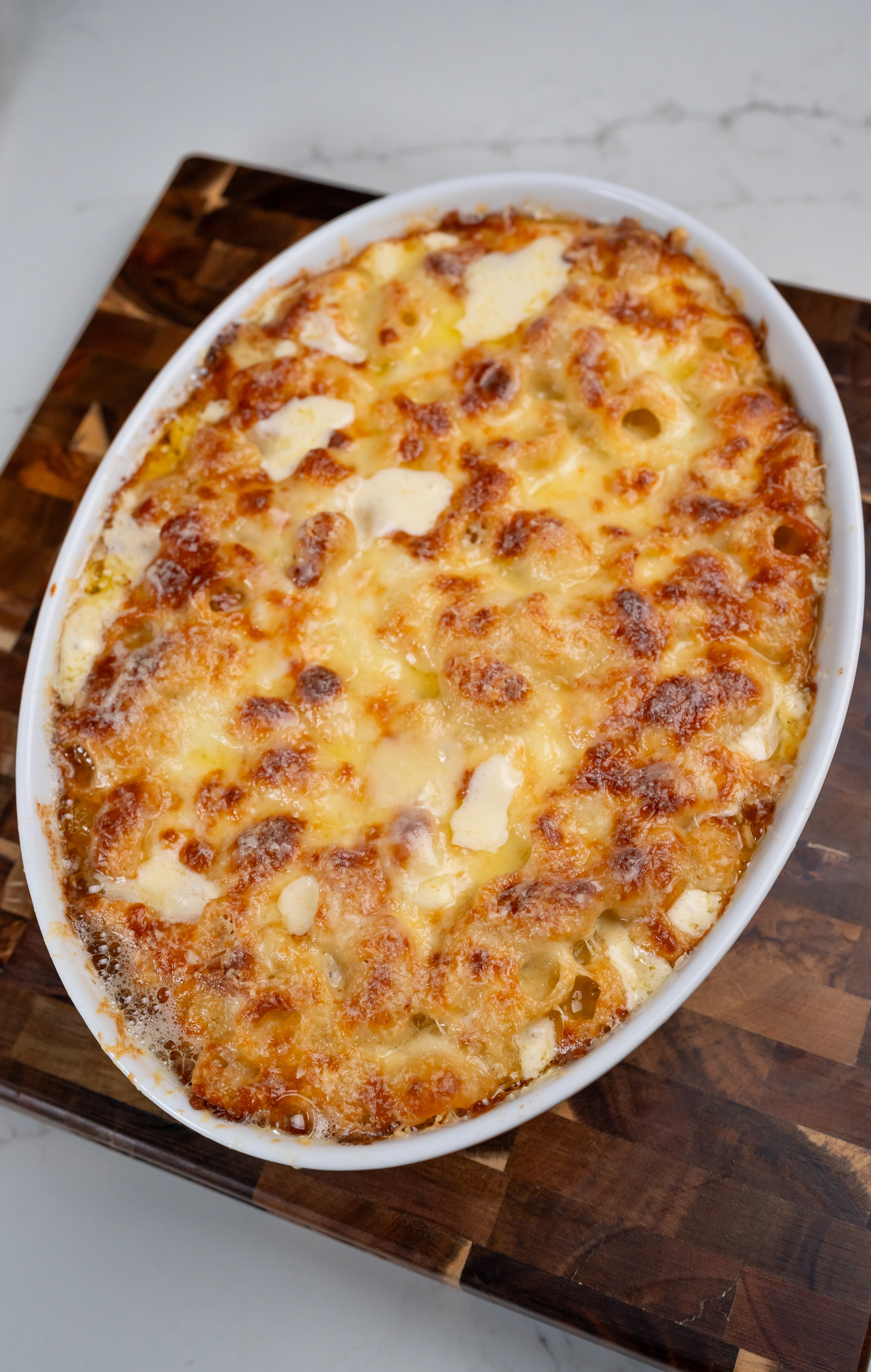 creamy-baked-shellbows-mac-and-cheese-(gratin-style)