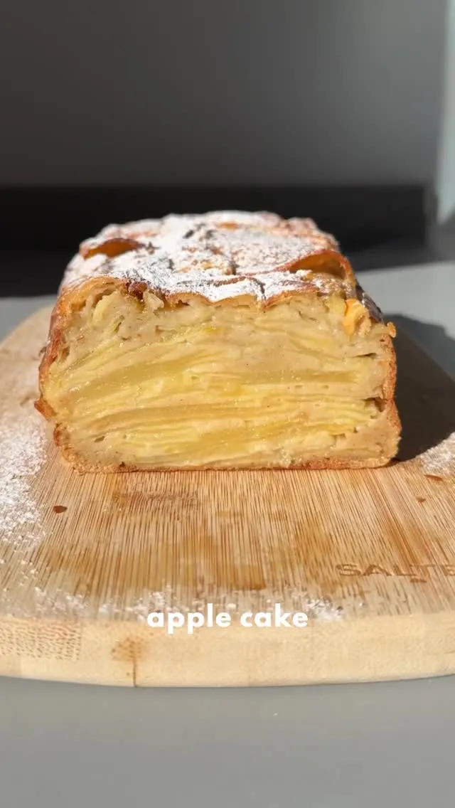 invisible-apple-cake