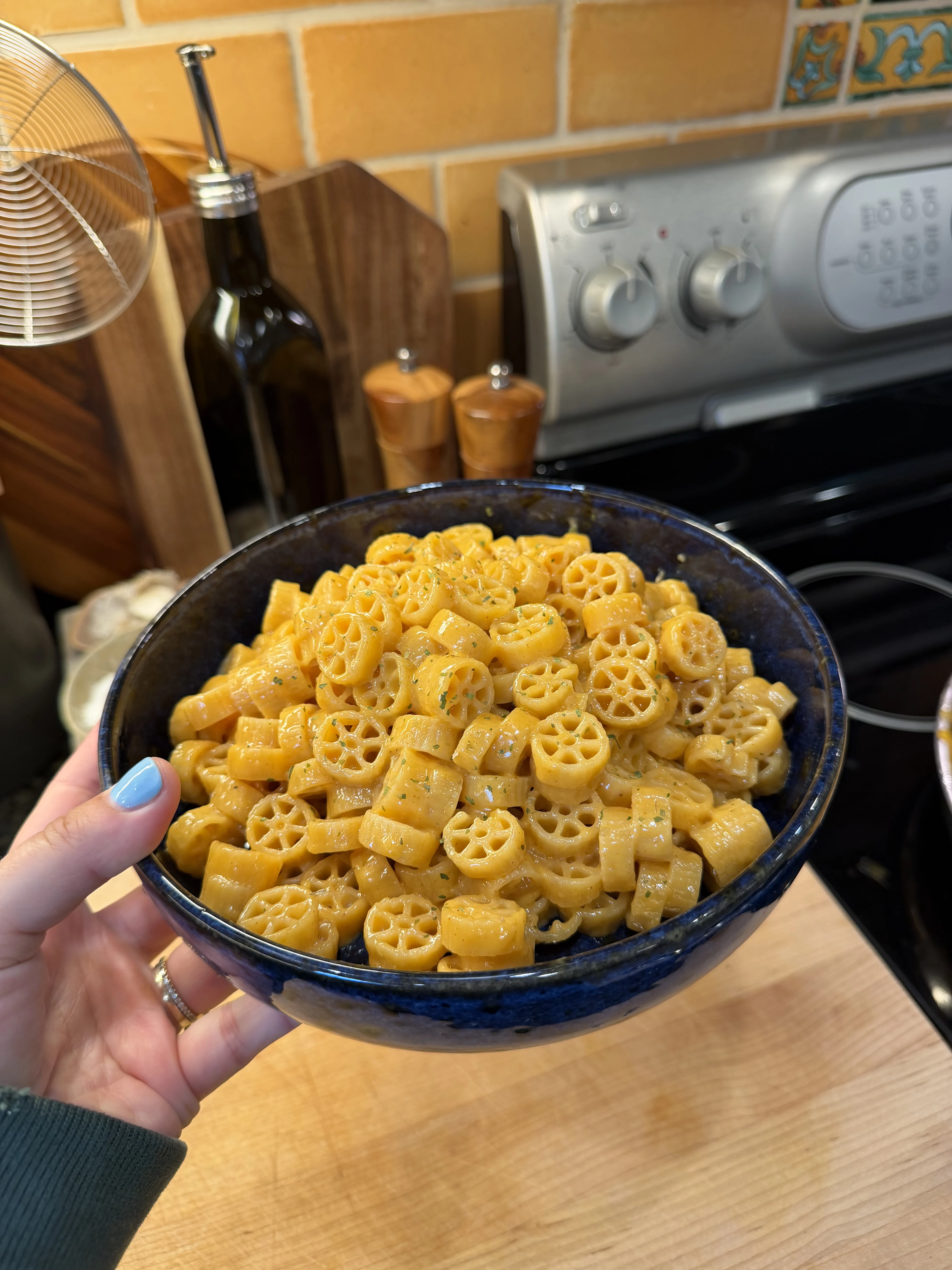bone-broth-mac-and-cheese