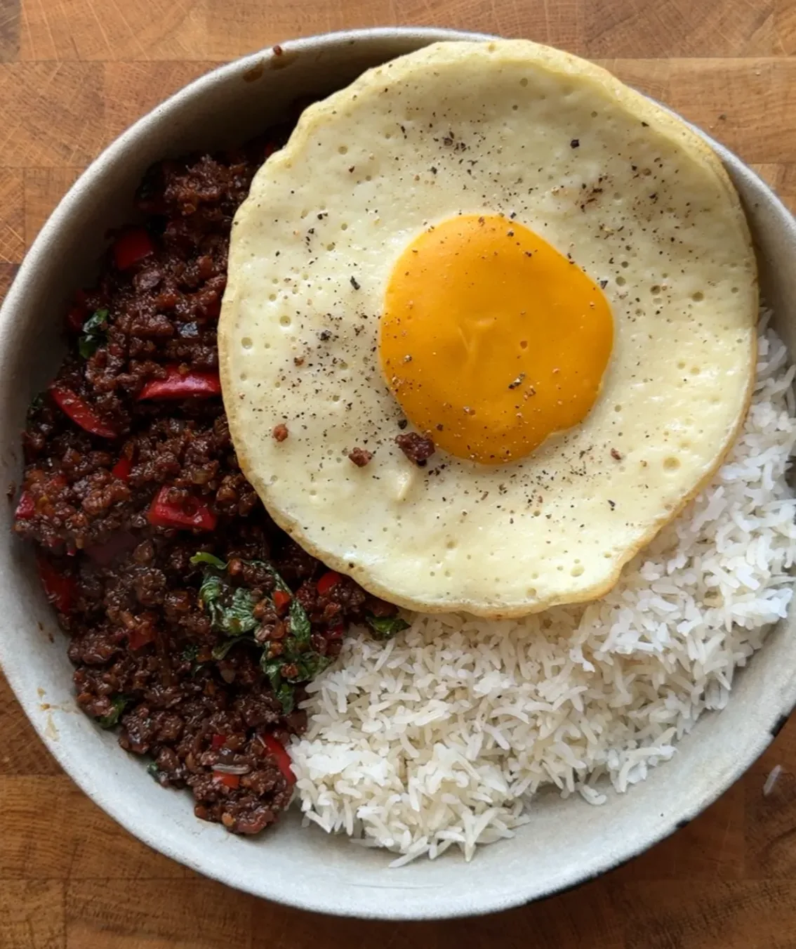 pad-kra-pao-(thai-basil-stir-fry)