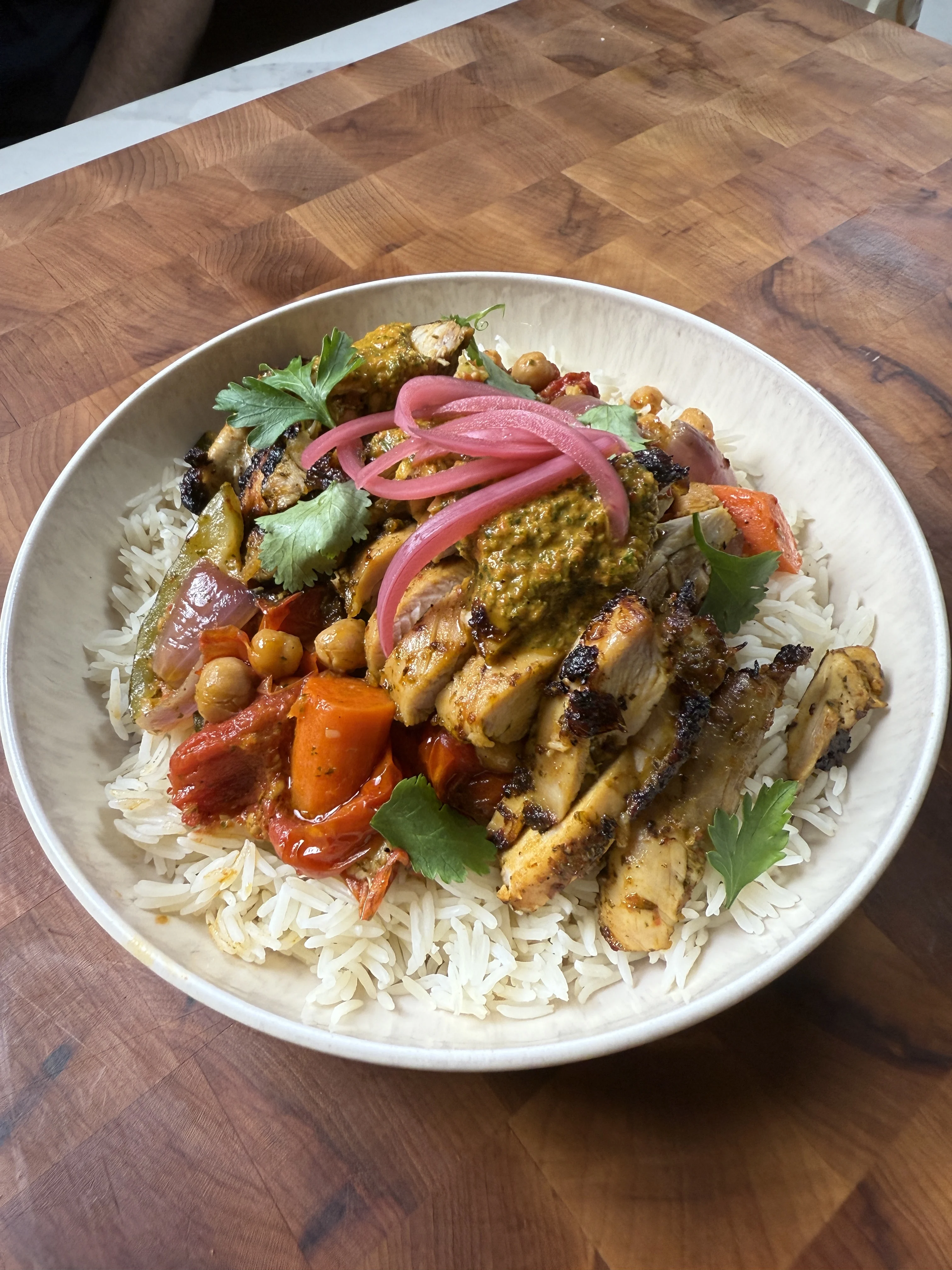 red-chimichurri-chicken-bowl