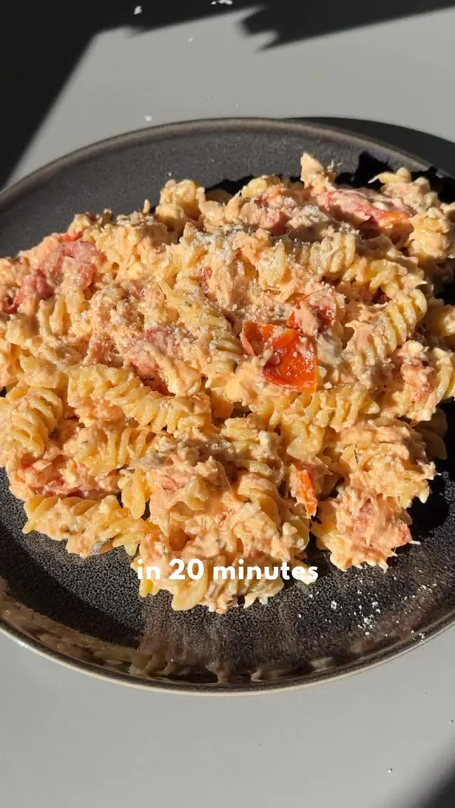 the-best-salmon-pasta