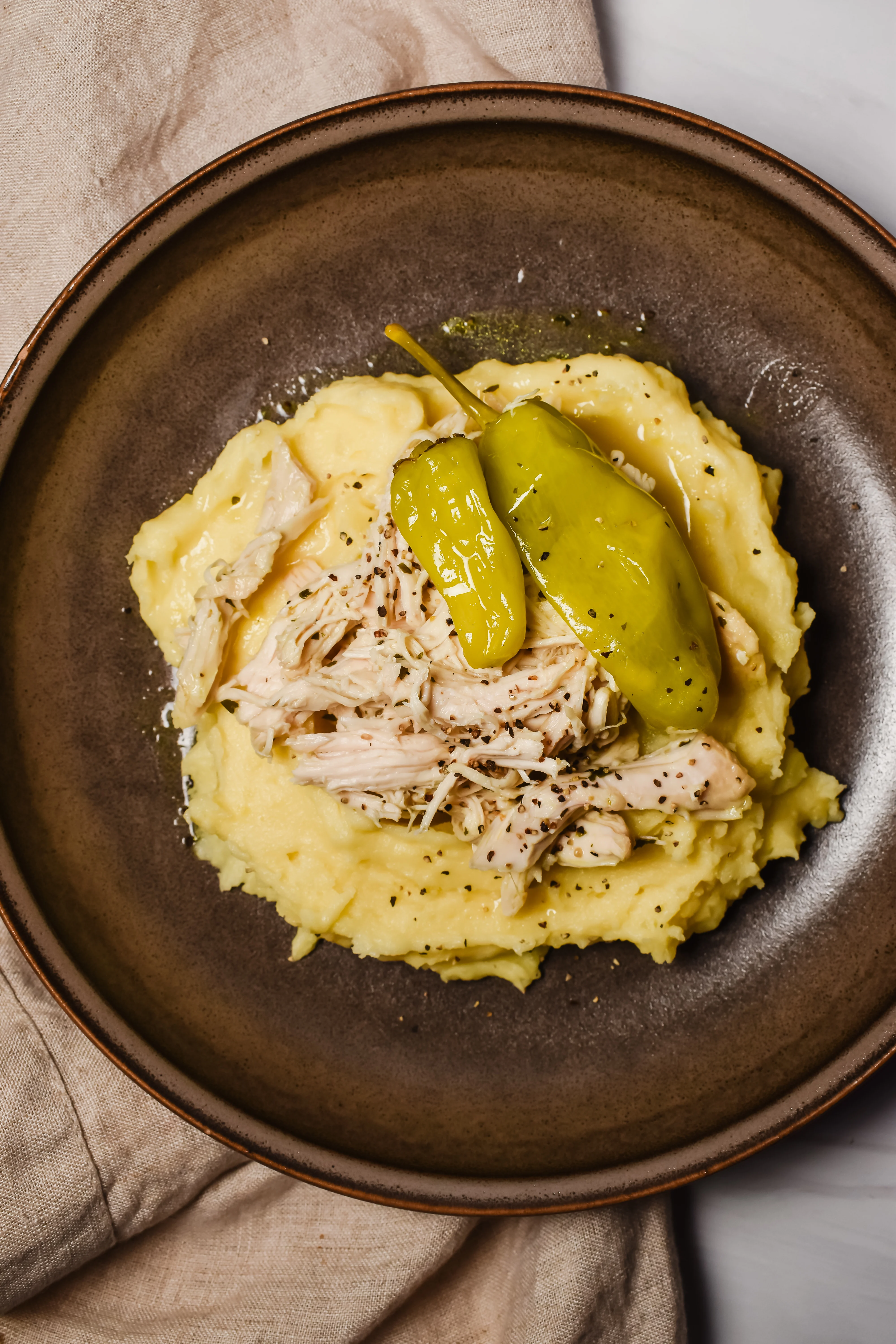 slow-cooker-mississippi-chicken