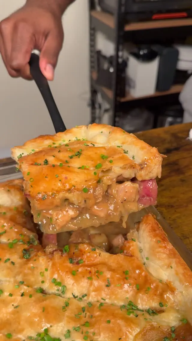 creamy-french-onion-chicken-pot-pie