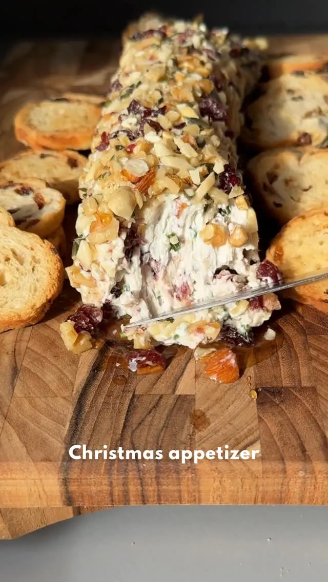 christmas-cheese-roll