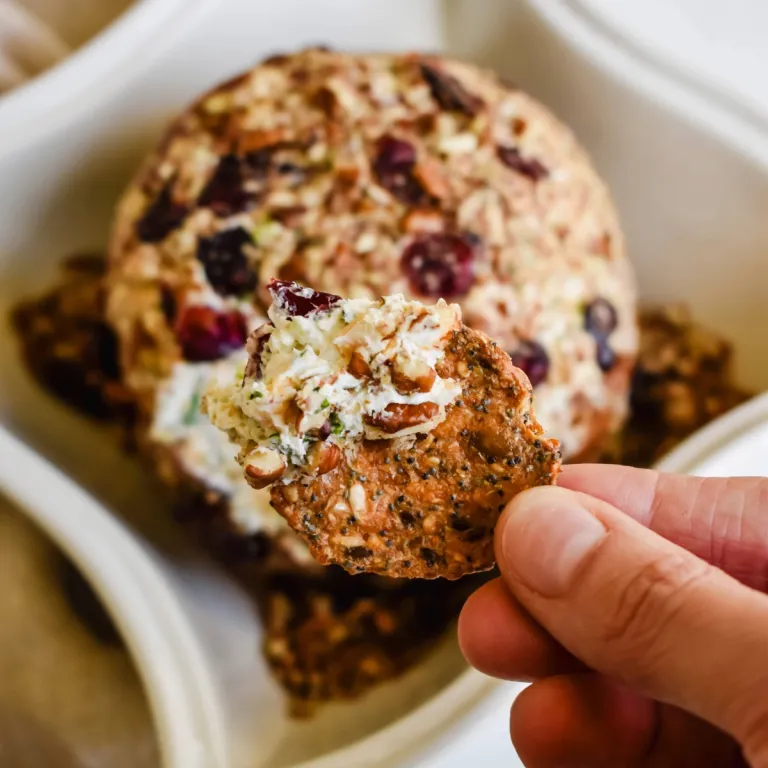 easy-pecan-cranberry-cheeseball-(lightened-holiday-party-appetizer!)