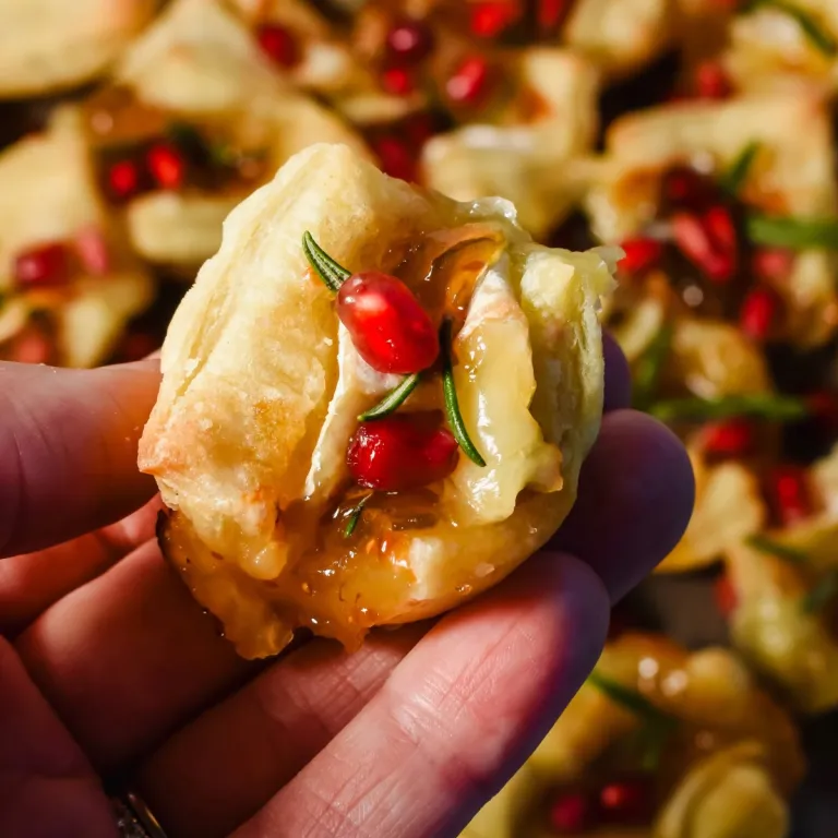 brie-and-fig-bites-(easy-and-delicious-appetizer)