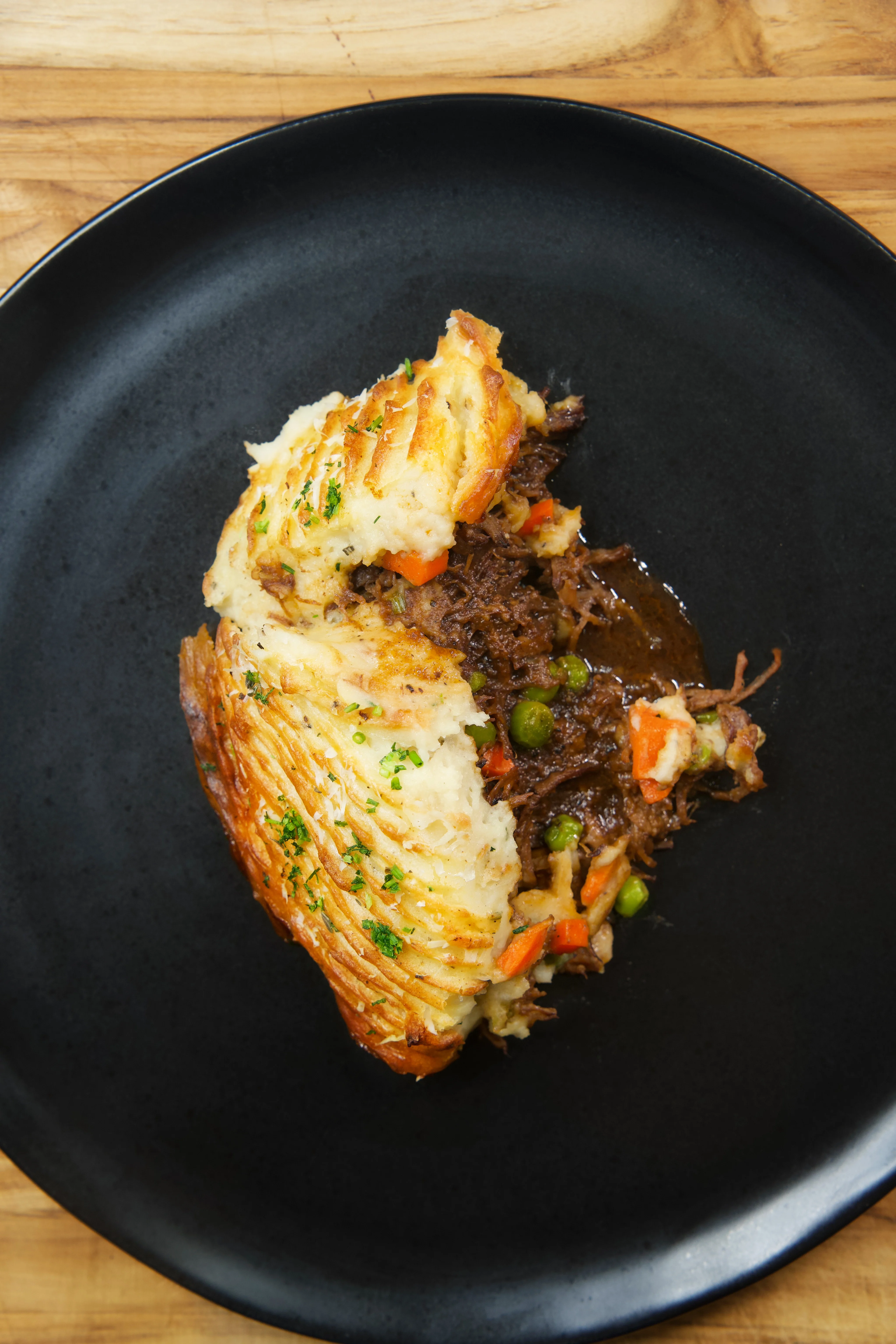 red-wine-braised-beef-shepherd's-pie-(cottage-pie)