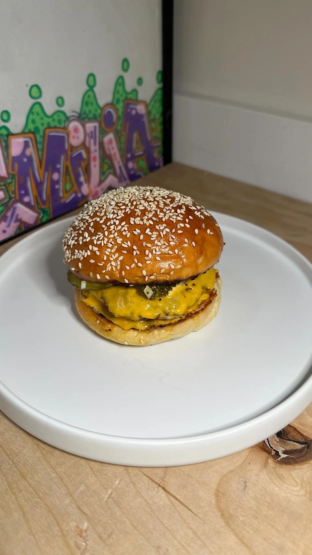 simple-cheeseburger