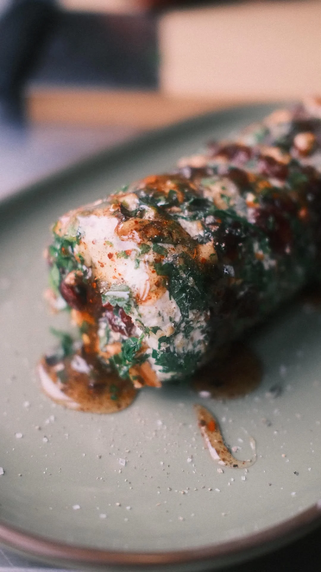 christmas-cheese-log