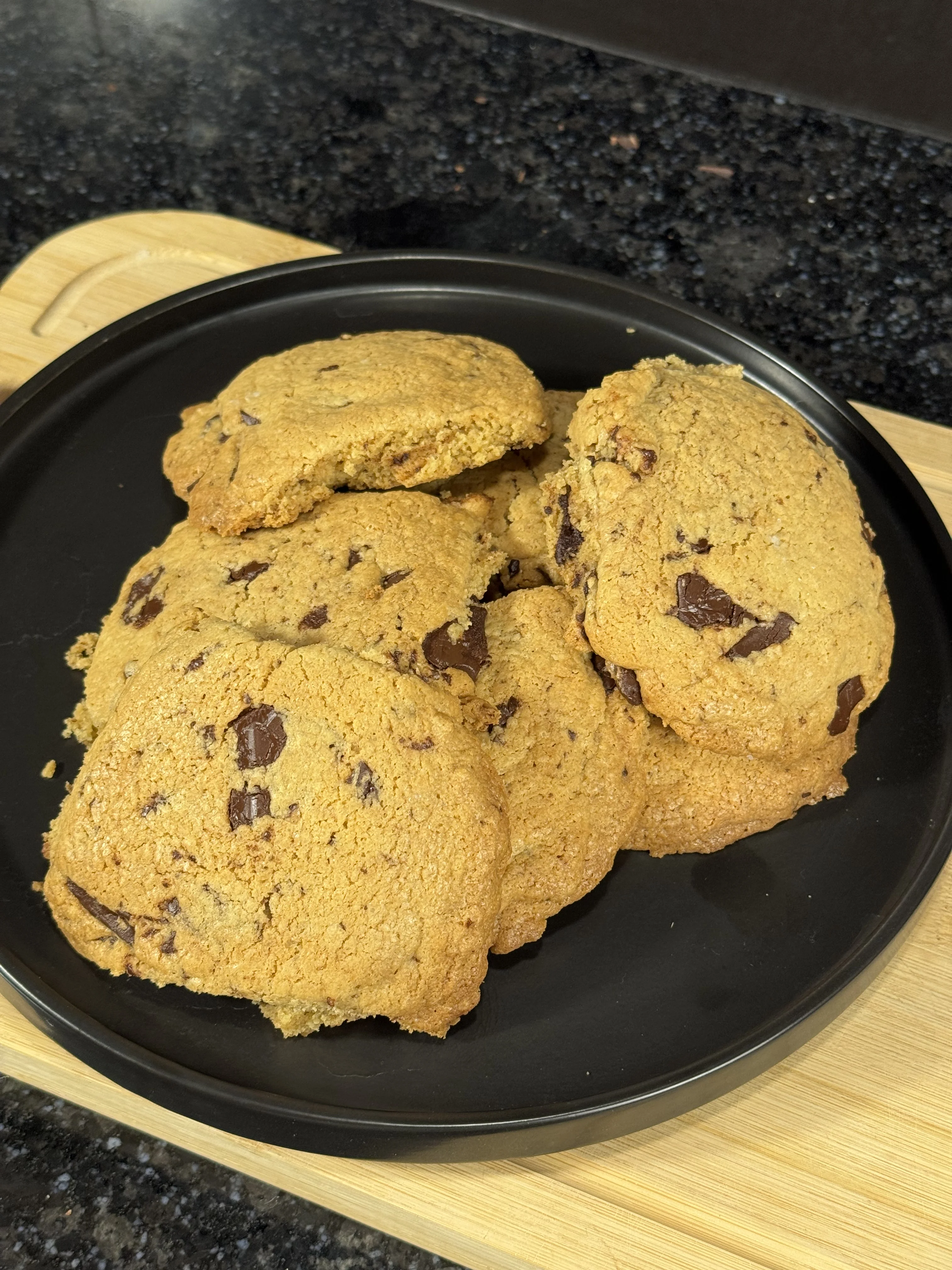ultimate-chocolate-chip-cookies-2