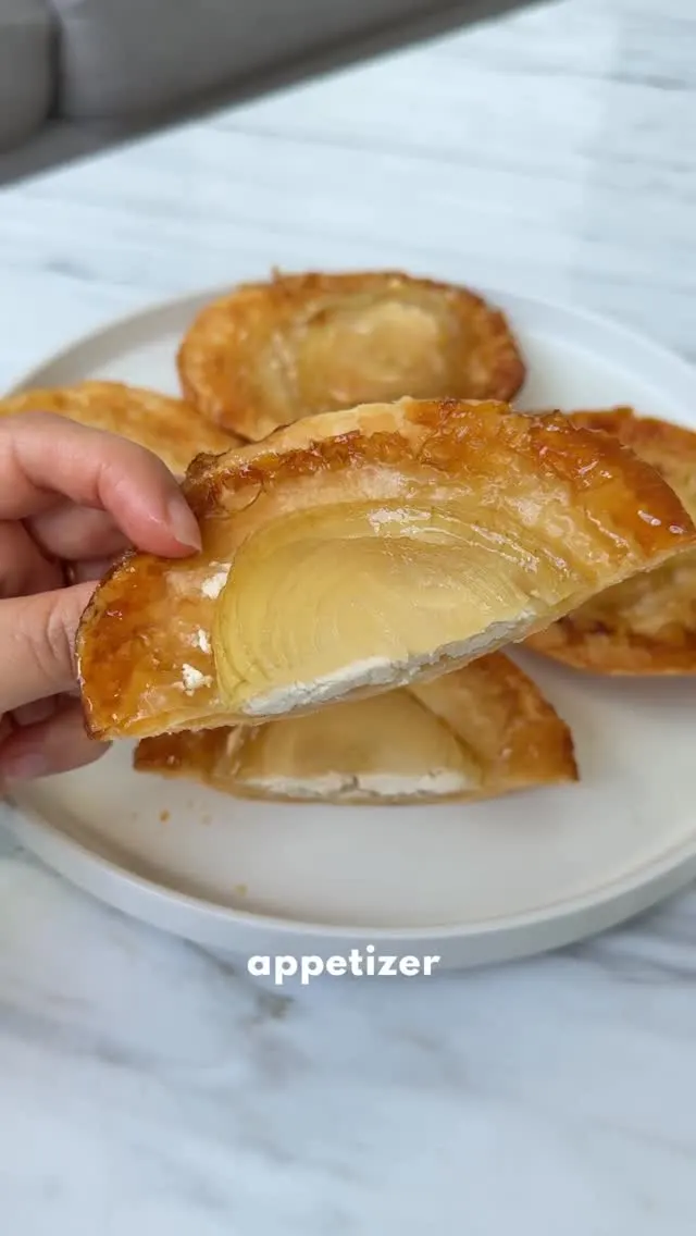 goat-cheese-puff-pastry-appetizer