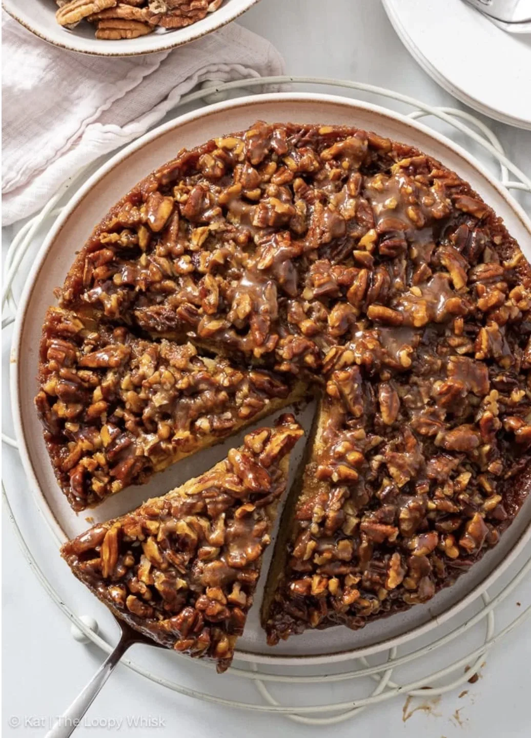 caramel-pecan-upside-down-cake