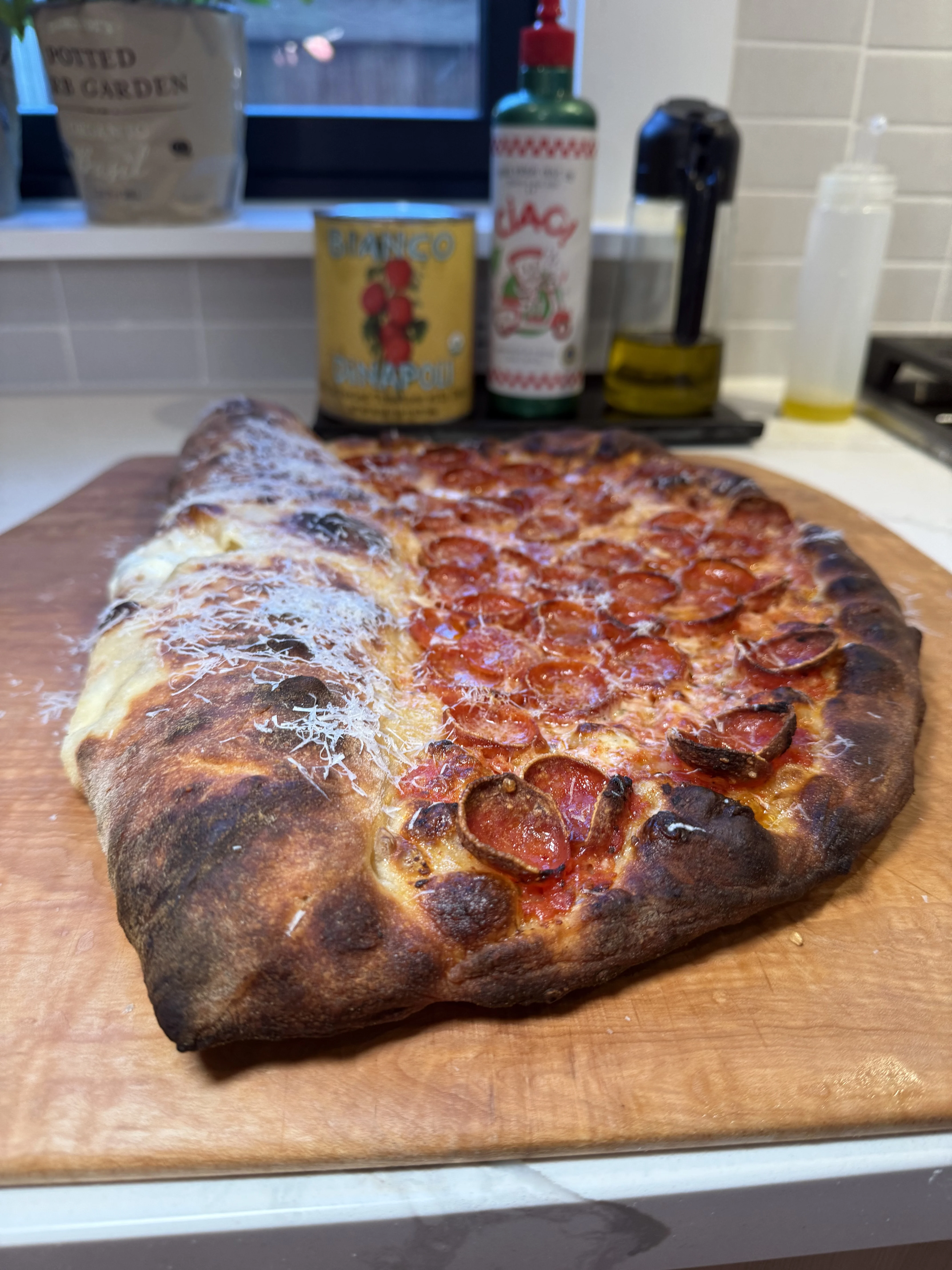 pepperoni-pizzone