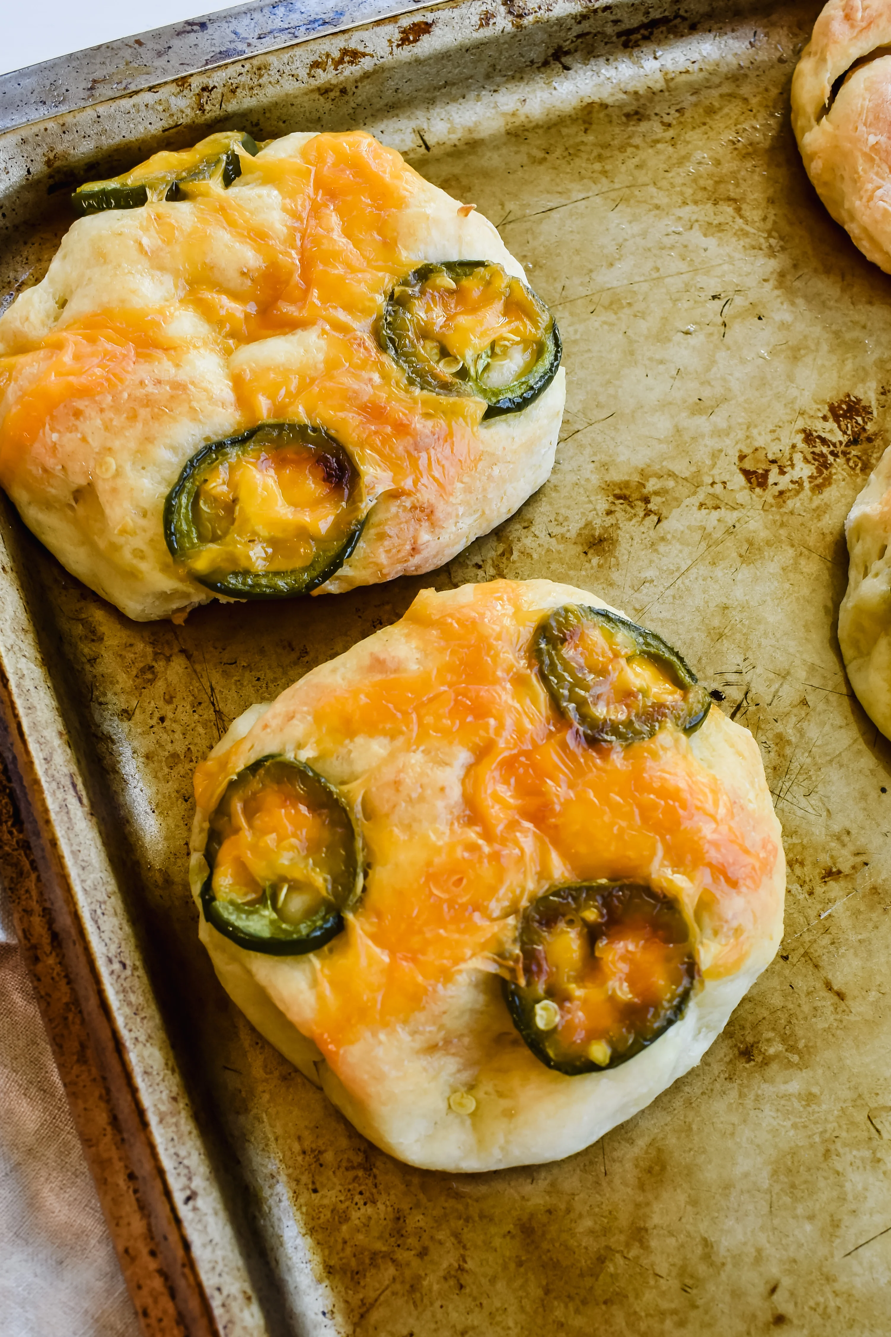 homemade-jalapeno-and-cheese-bagels