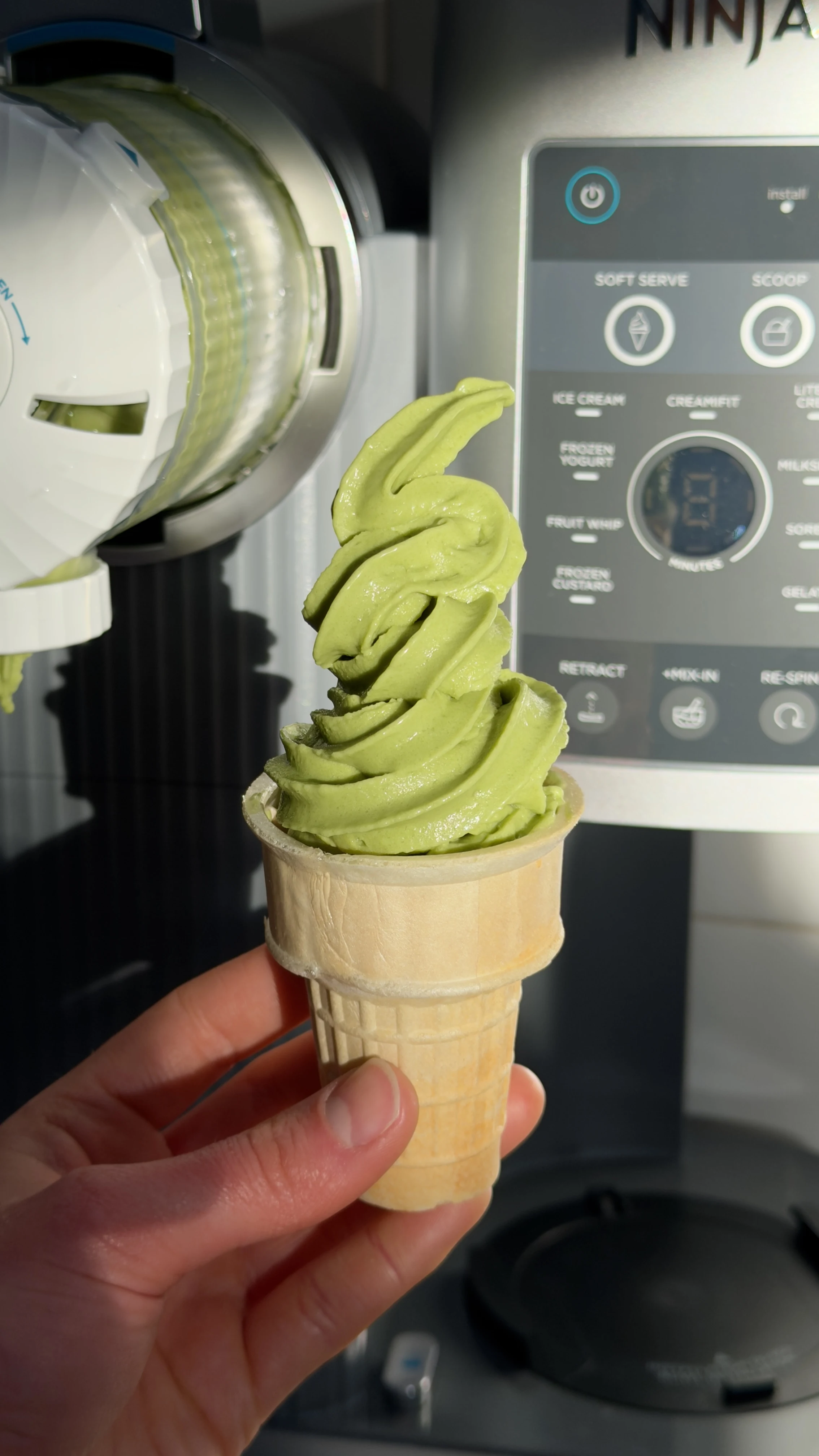 sugar-free-matcha-soft-serve-(ninja-creami)
