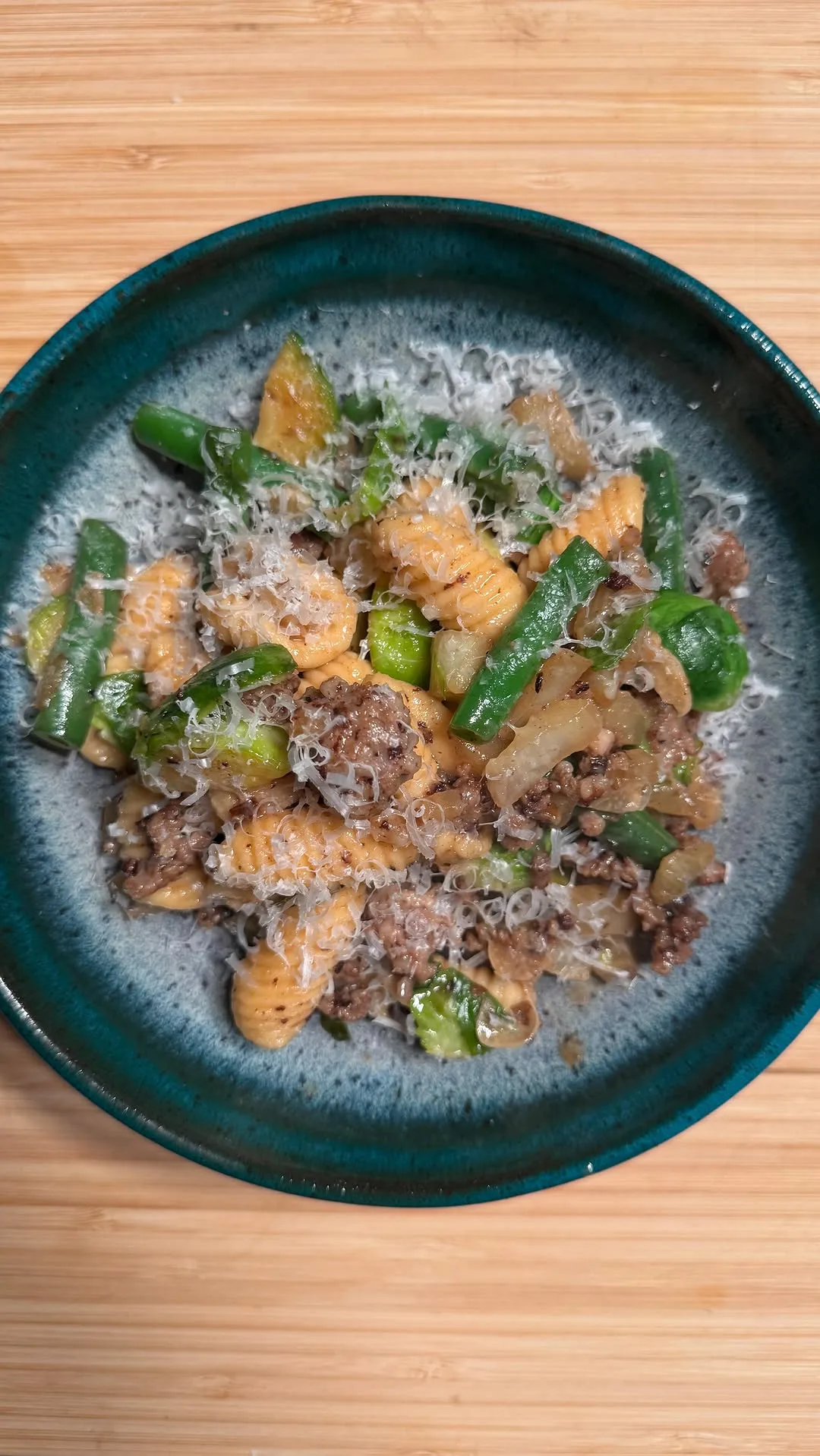 cavatelli-brussels-sprouts-green-beans-sausage