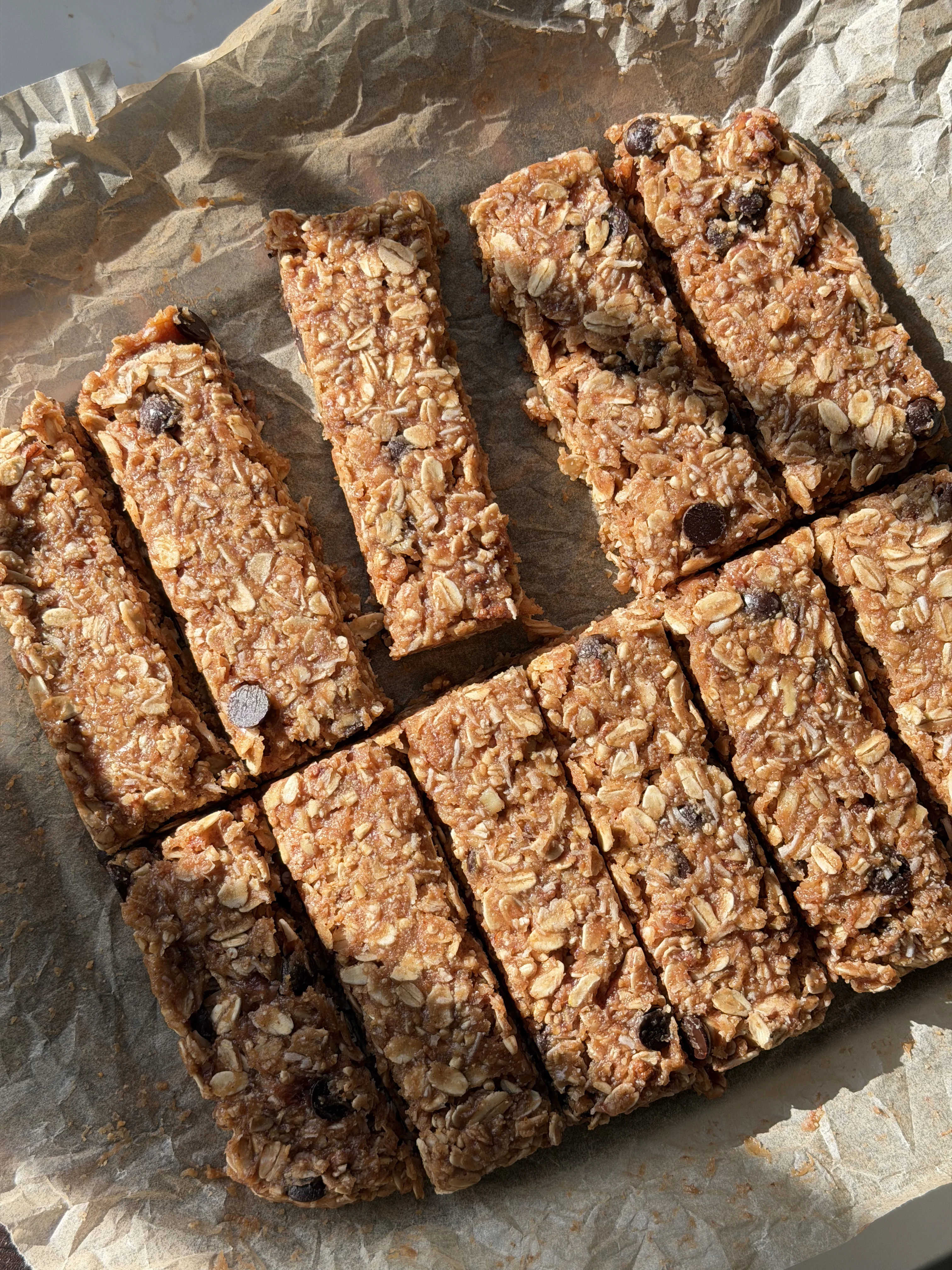 peanut-butter-and-jelly-granola-bars