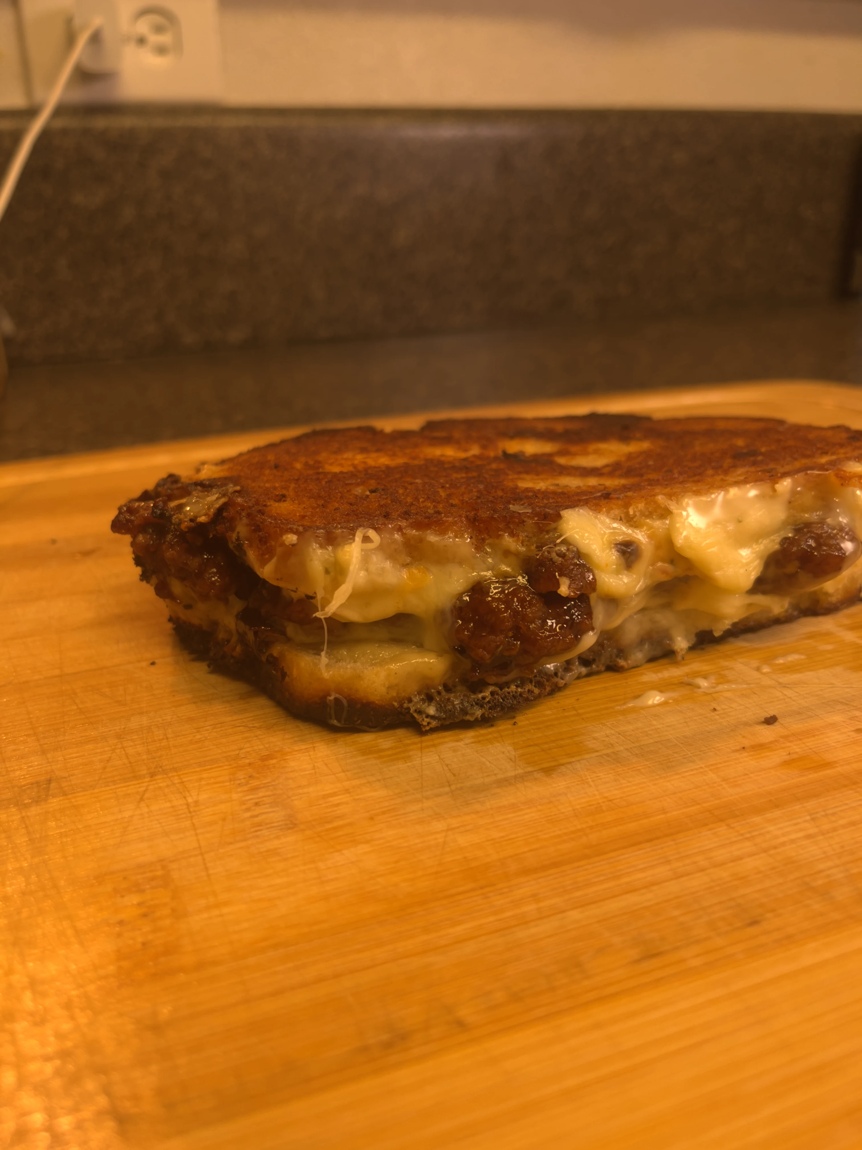 spicy-orange-chicken-grilled-cheese