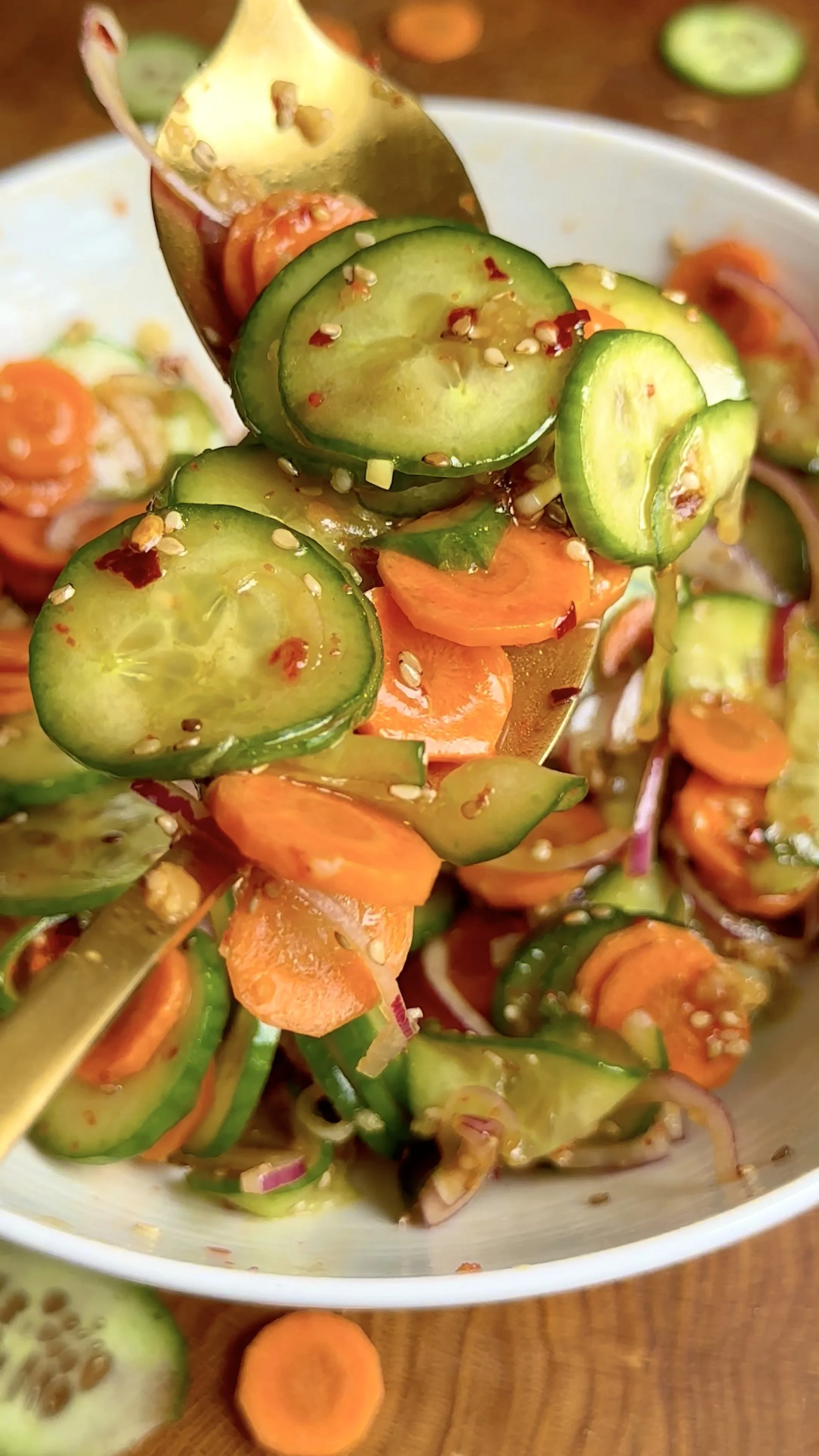 cucumber-carrot-salad-(asian-inspired)