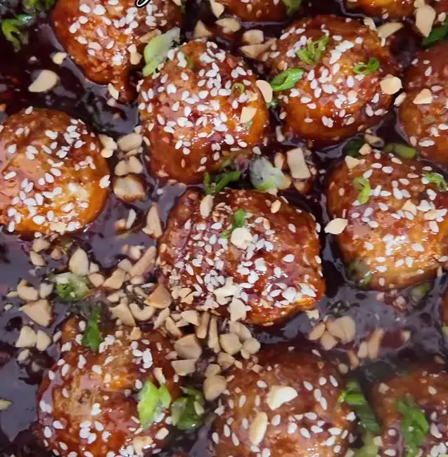sticky-gochujang-glazed-meatballs