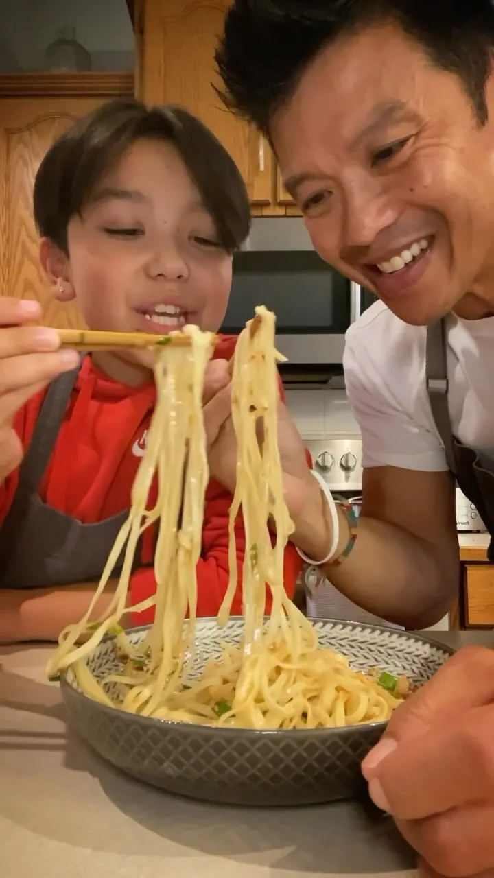 spicy-egg-noodles