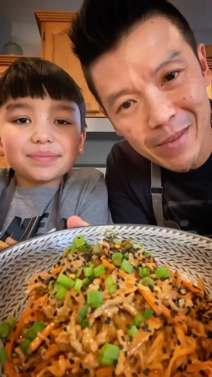 pad-thai-curry-hybrid