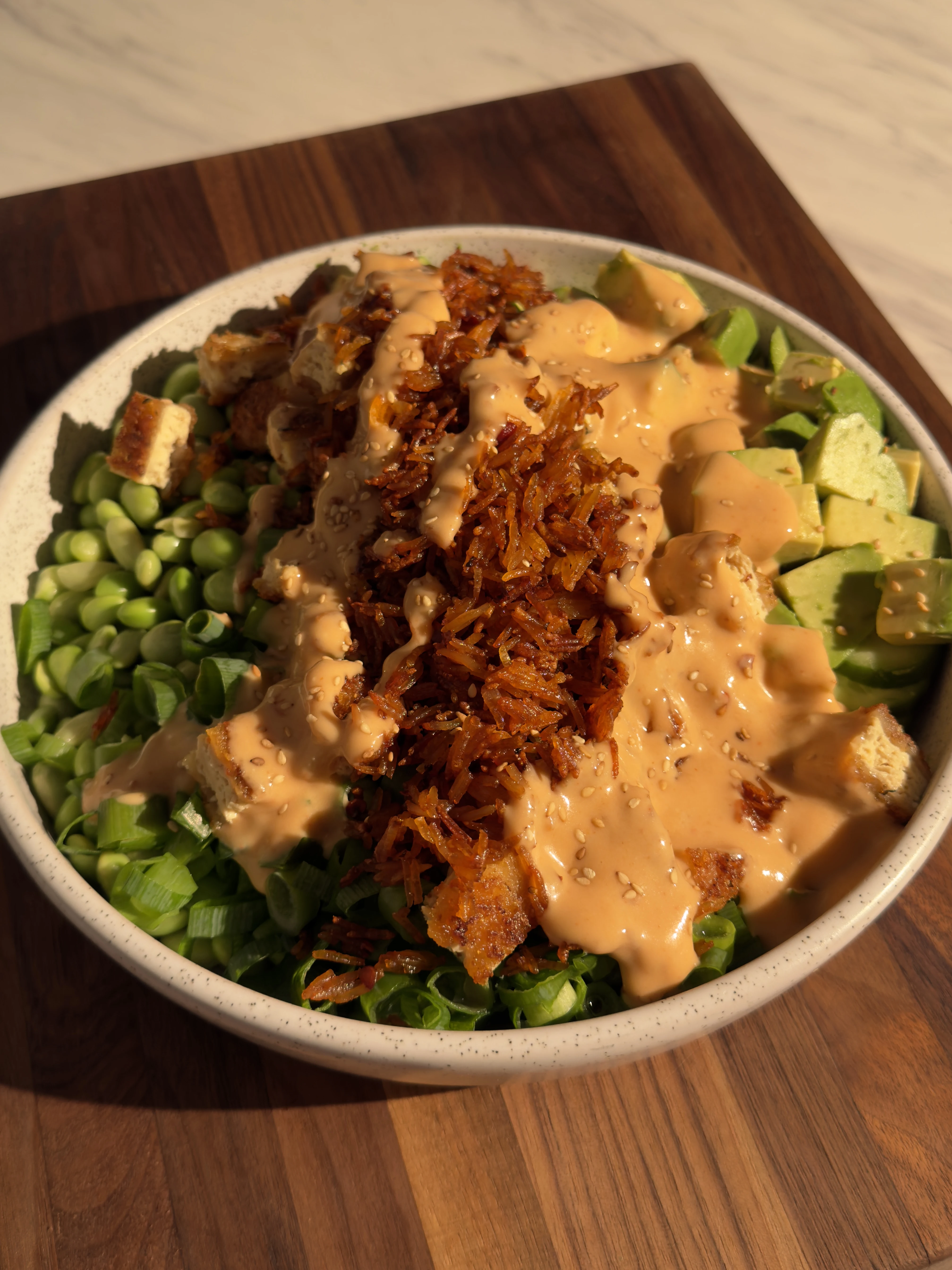 sweet-chili-tofu-crispy-rice-salad