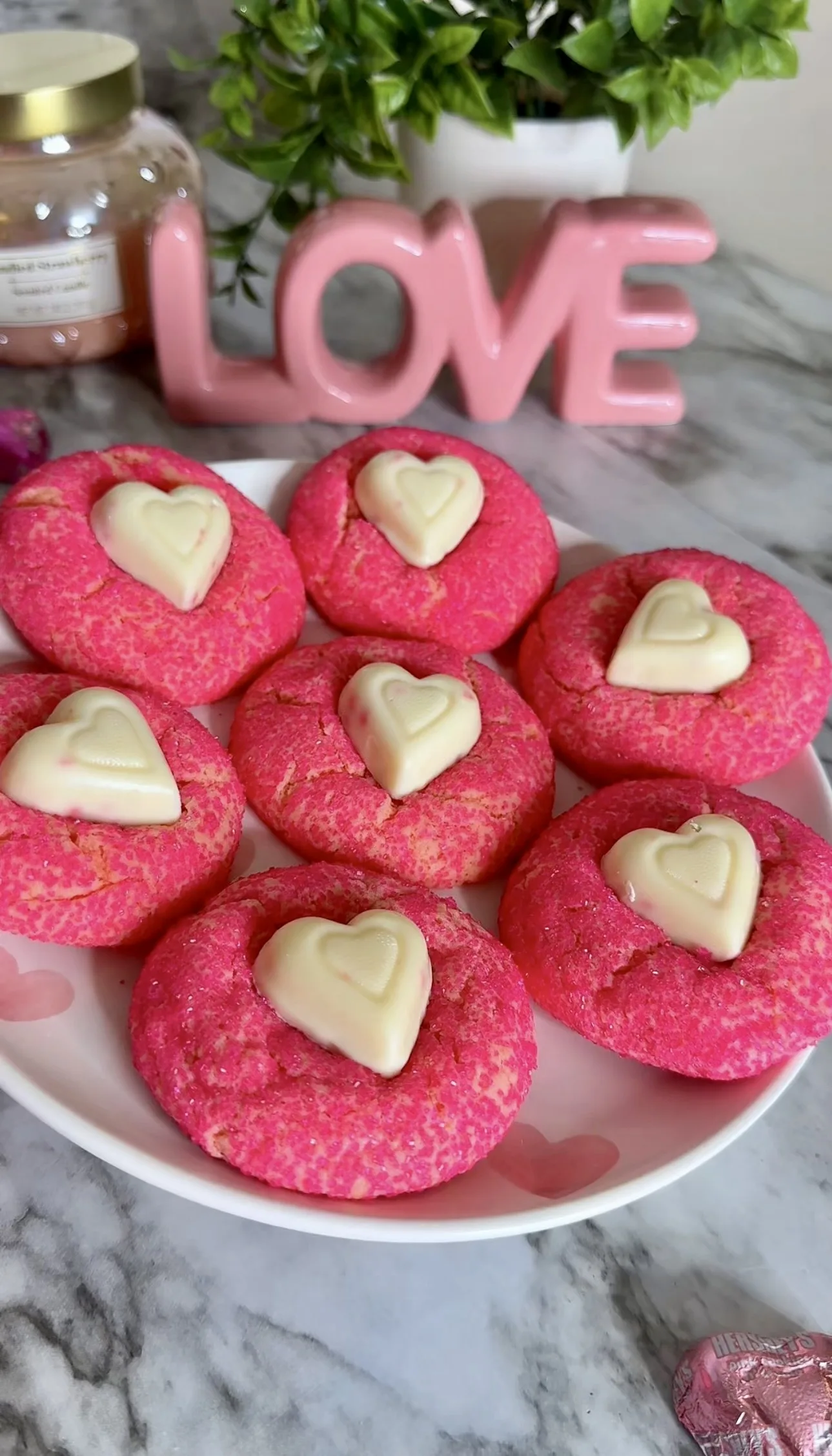 strawberry-v-day-cookies