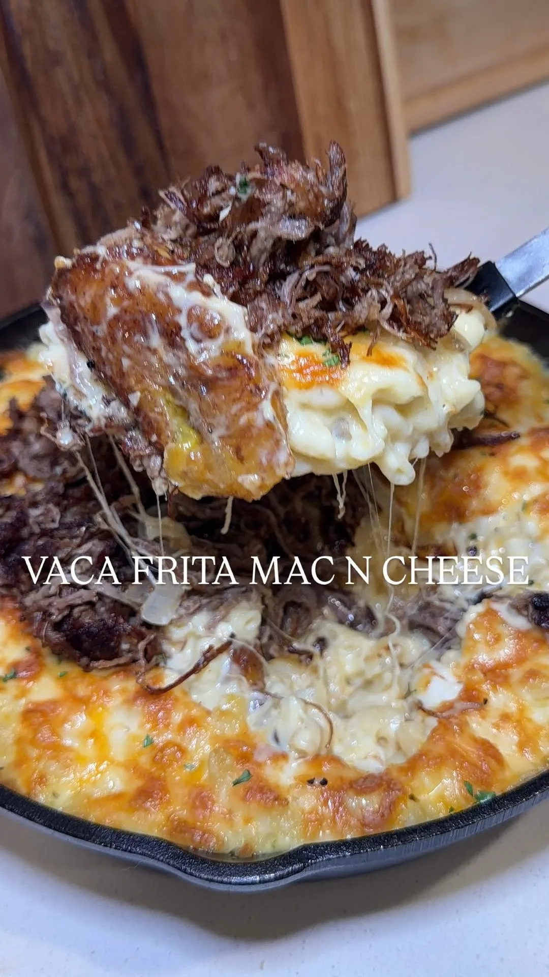 cuban-vaca-frita-mac-n-cheese-with-maduros