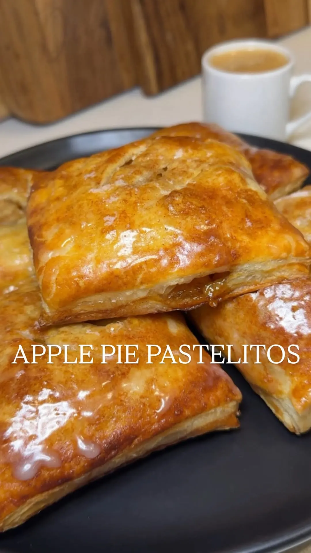 apple-pie-y-queso-crema-cuban-pastelitos
