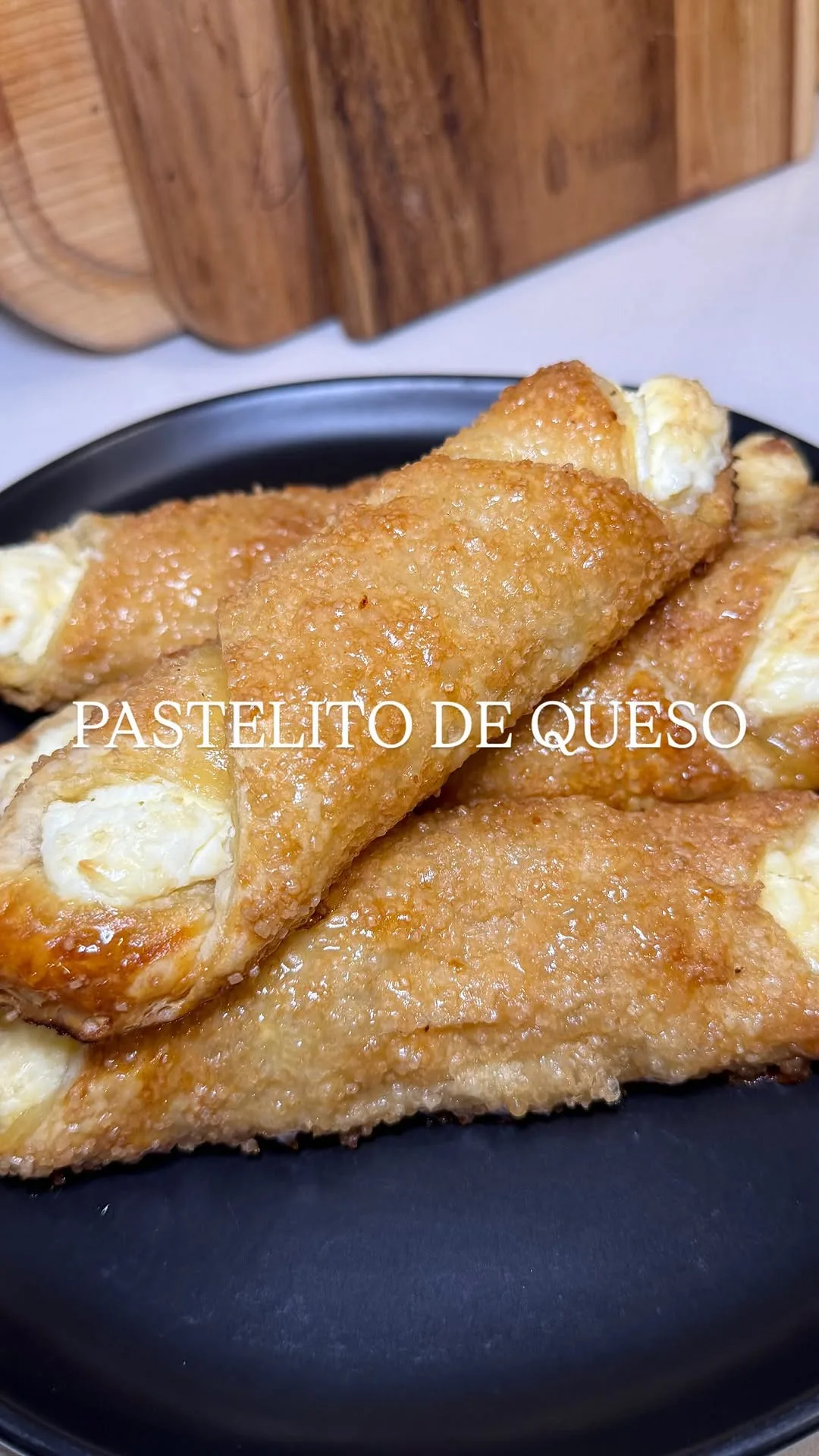 authentic-pastelitos-de-queso-(cream-cheese-pastries)