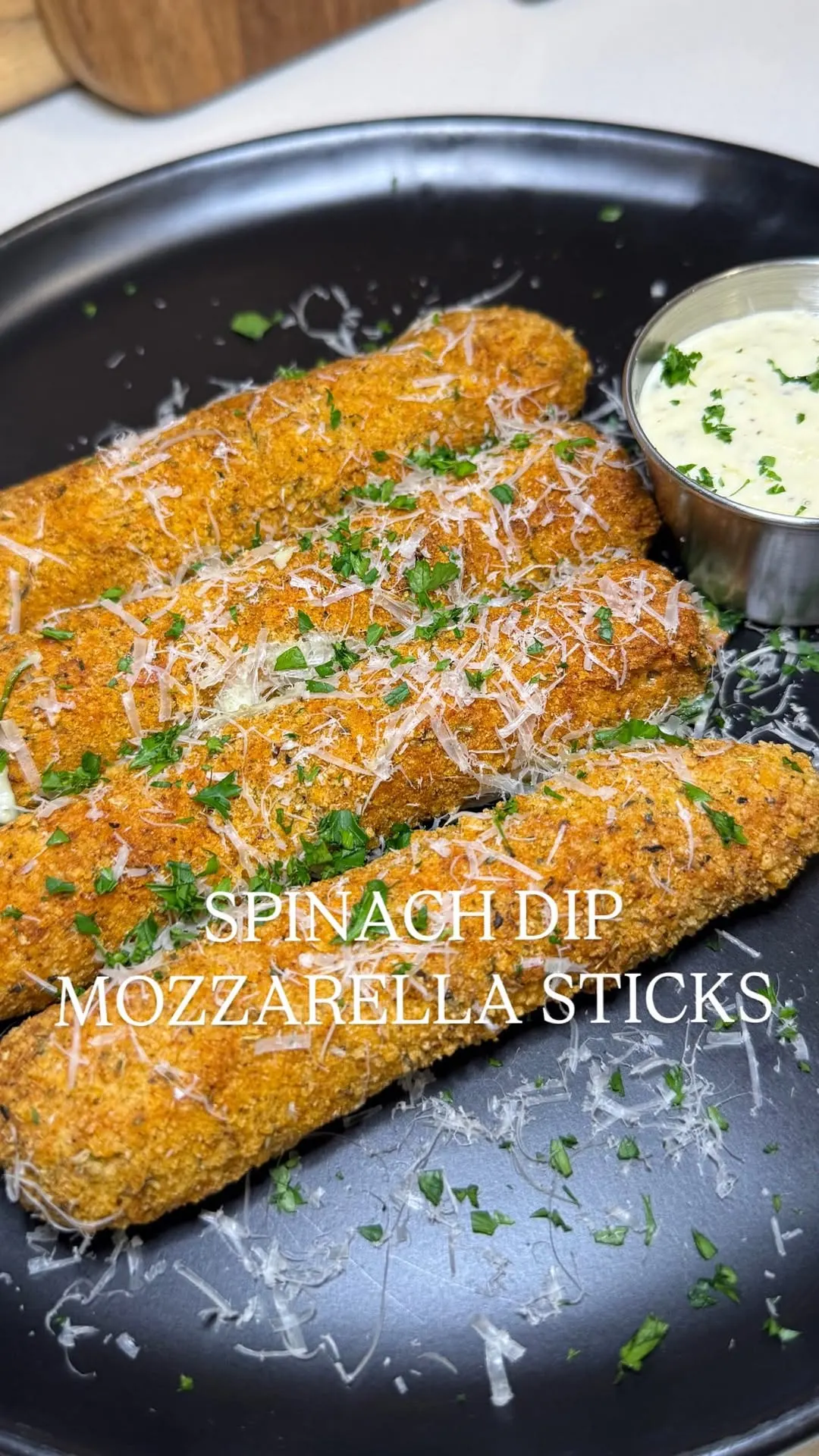 spinach-dip-mozzarella-sticks-with-alfredo-sauce