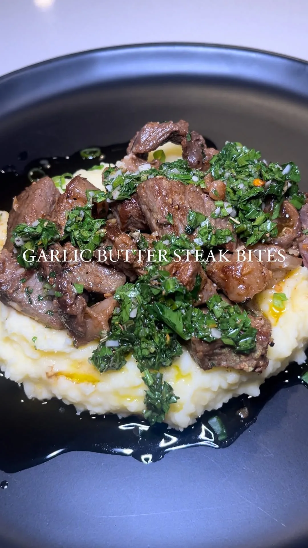 garlic-butter-chimichurri-steak-bites-with-mash