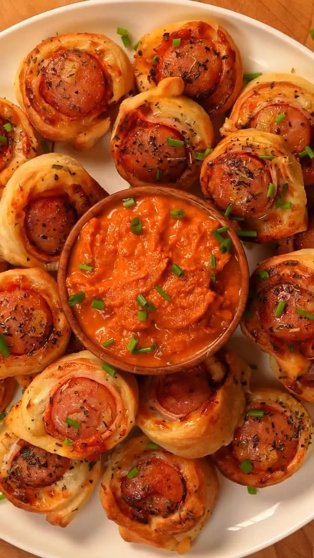 pineapple-sausage-pizza-bites
