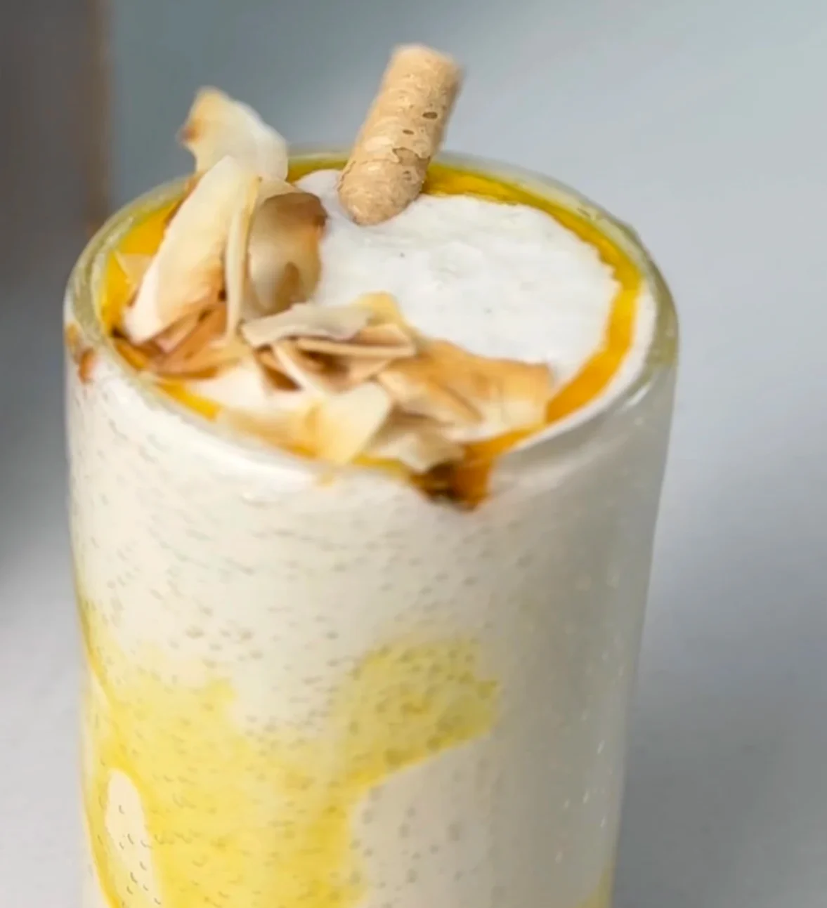coconut-smoothie-or-cocada