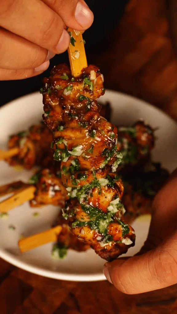 garlic-herb-butter-chicken-skewers
