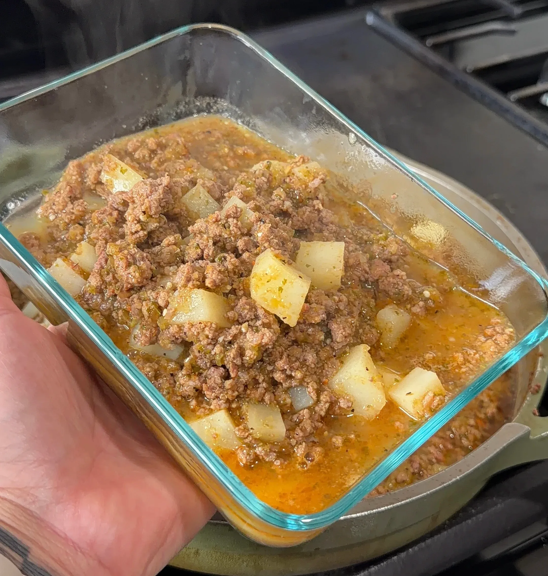 carne-con-papas-en-salsa