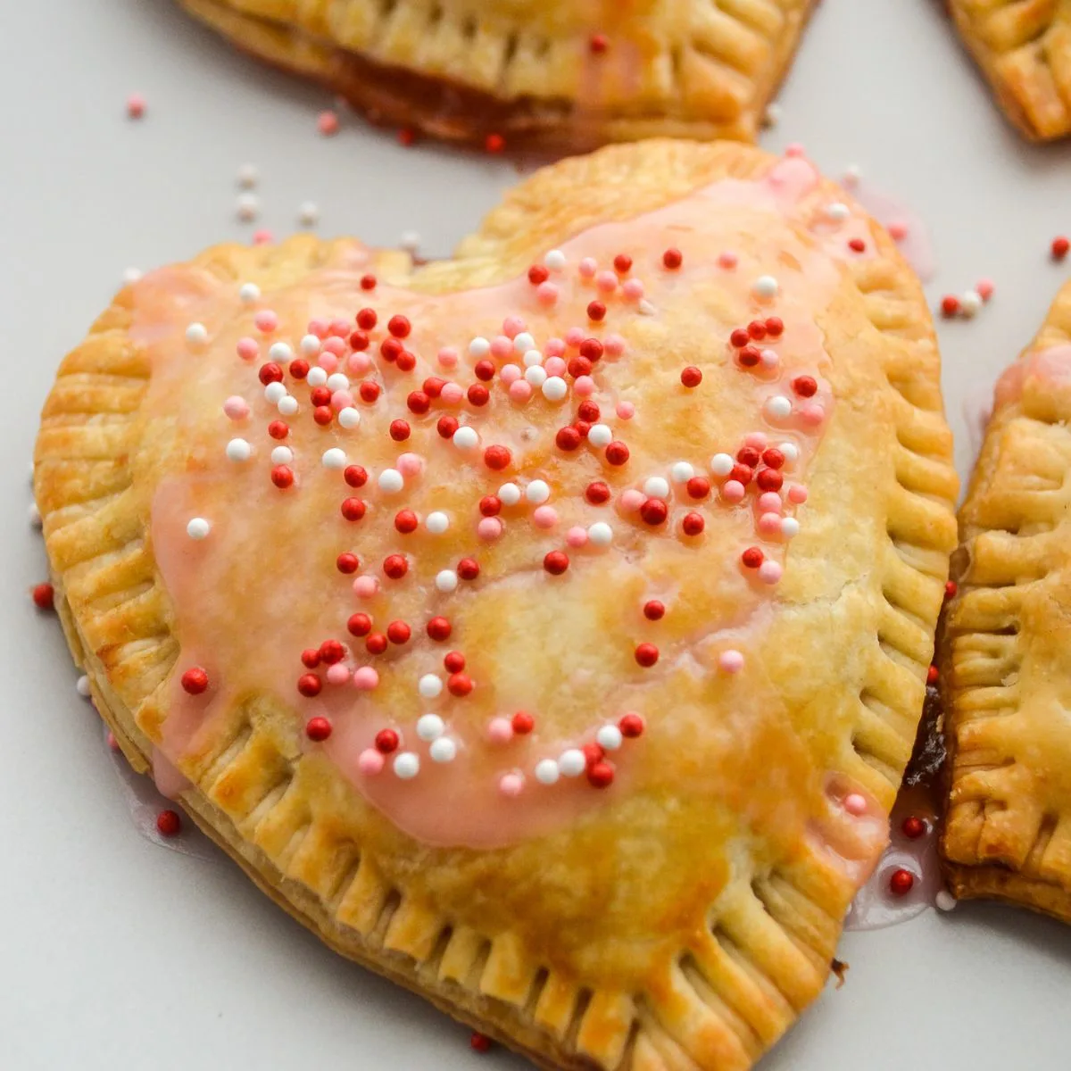 heart-shaped-strawberry-pop-tarts-2