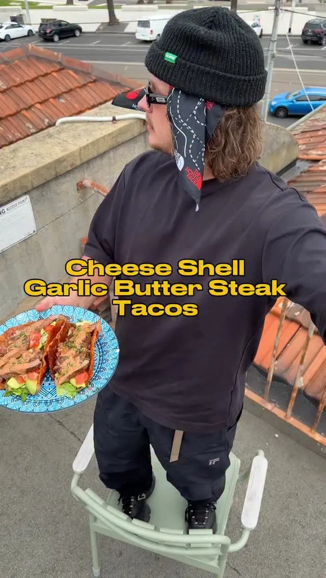 cheese-shell-garlic-butter-steak-tacos