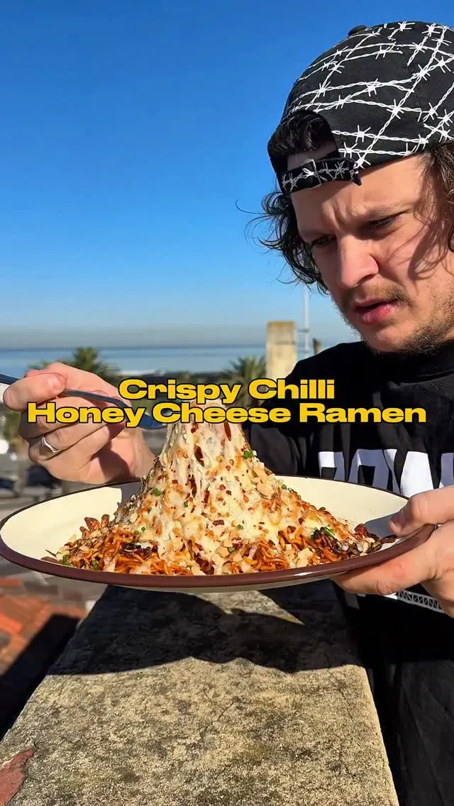 crispy-chilli-honey-cheese-ramen